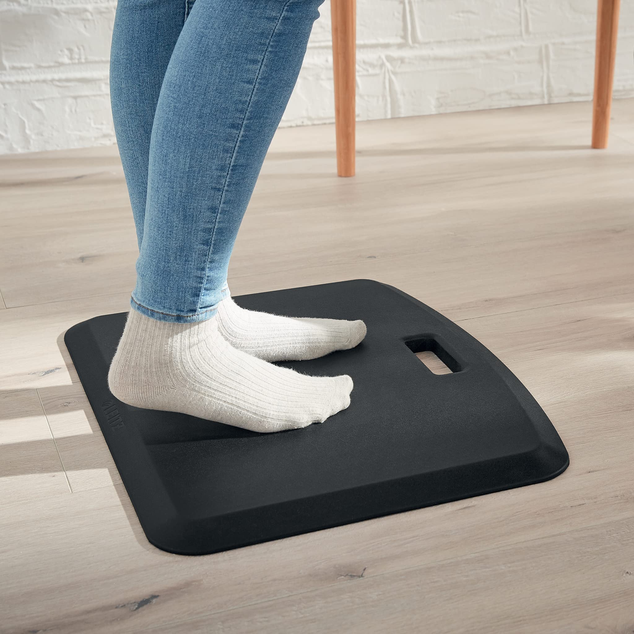 leitz-ergo-cosy-anti-erm-dungsmatte-grau-53690089-gepolsterte-stehmatte-457-x-56 image 2
