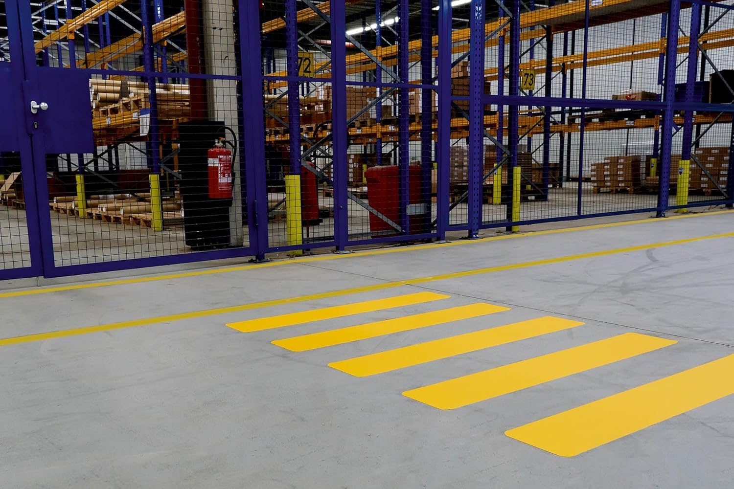 durable-bodenmarkierung-zebrastreifen-200-05-181004-5-st-ck-signalgelb image 4