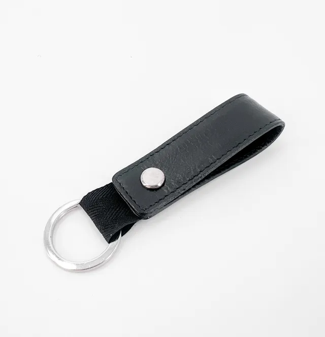 alassio-schl-sselanh-nger-mit-schlaufe-leder-und-metallring image 1