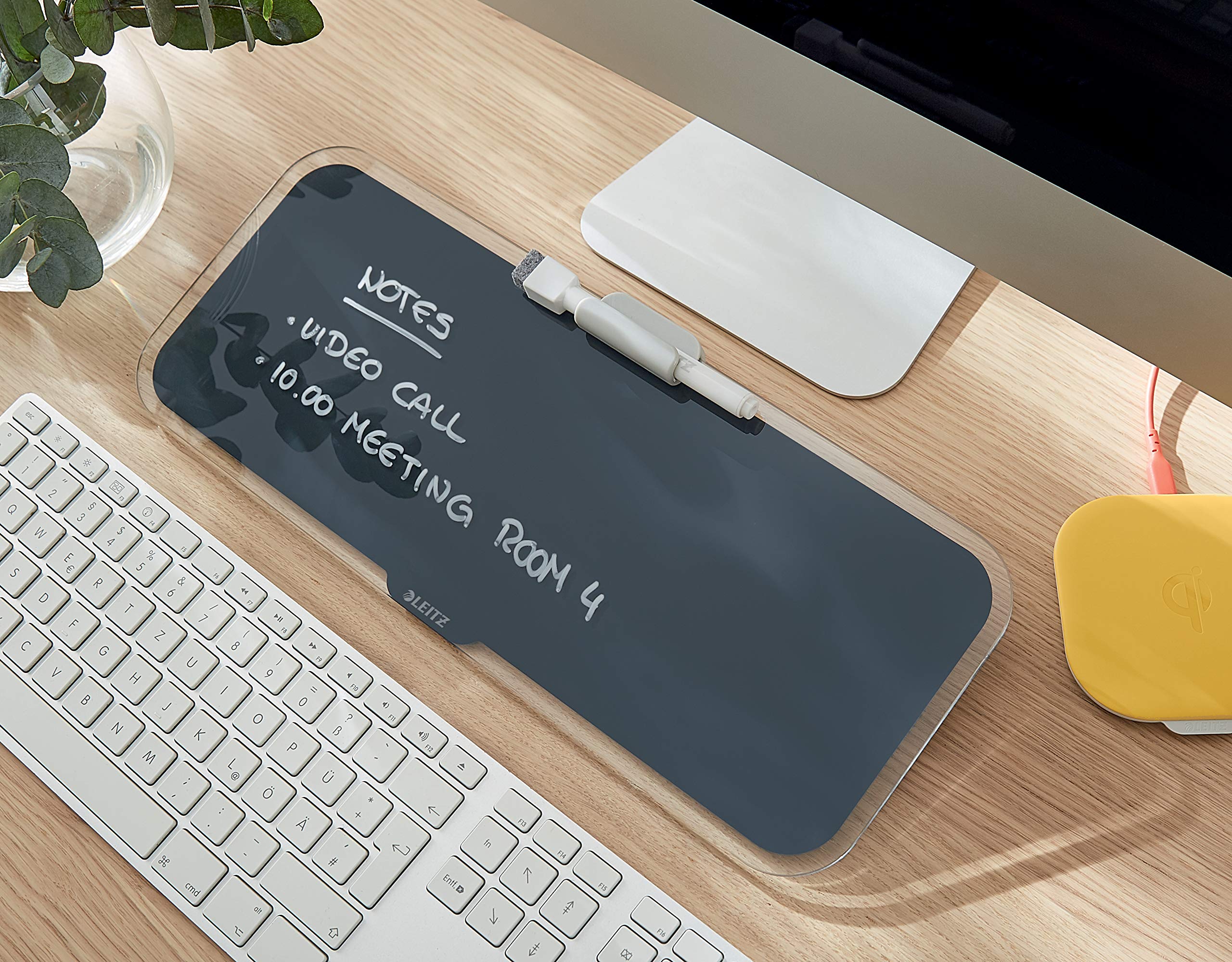 leitz-cosy-desktop-memoboard-glas-150x380mm-samtgrau-mit-marker image 4