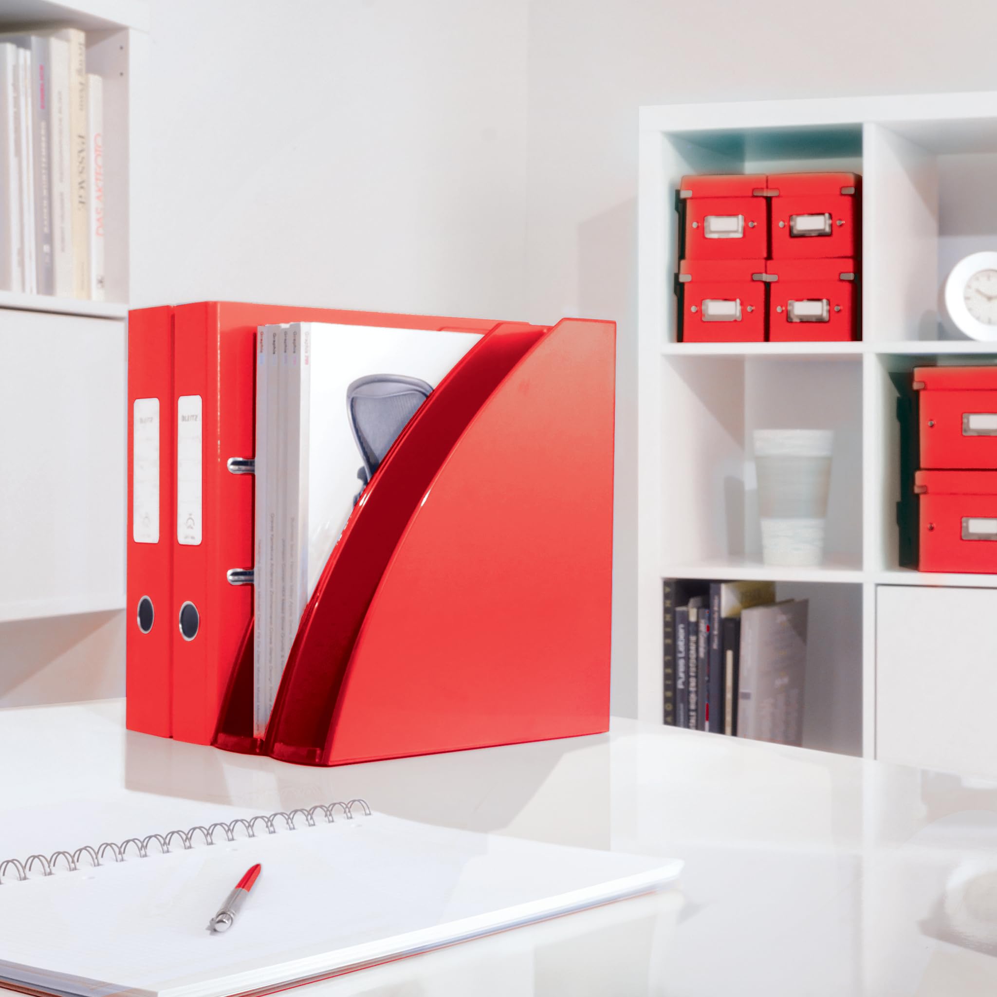 leitz-wow-stehsammler-a4-metallic-rot-52771026 image 2