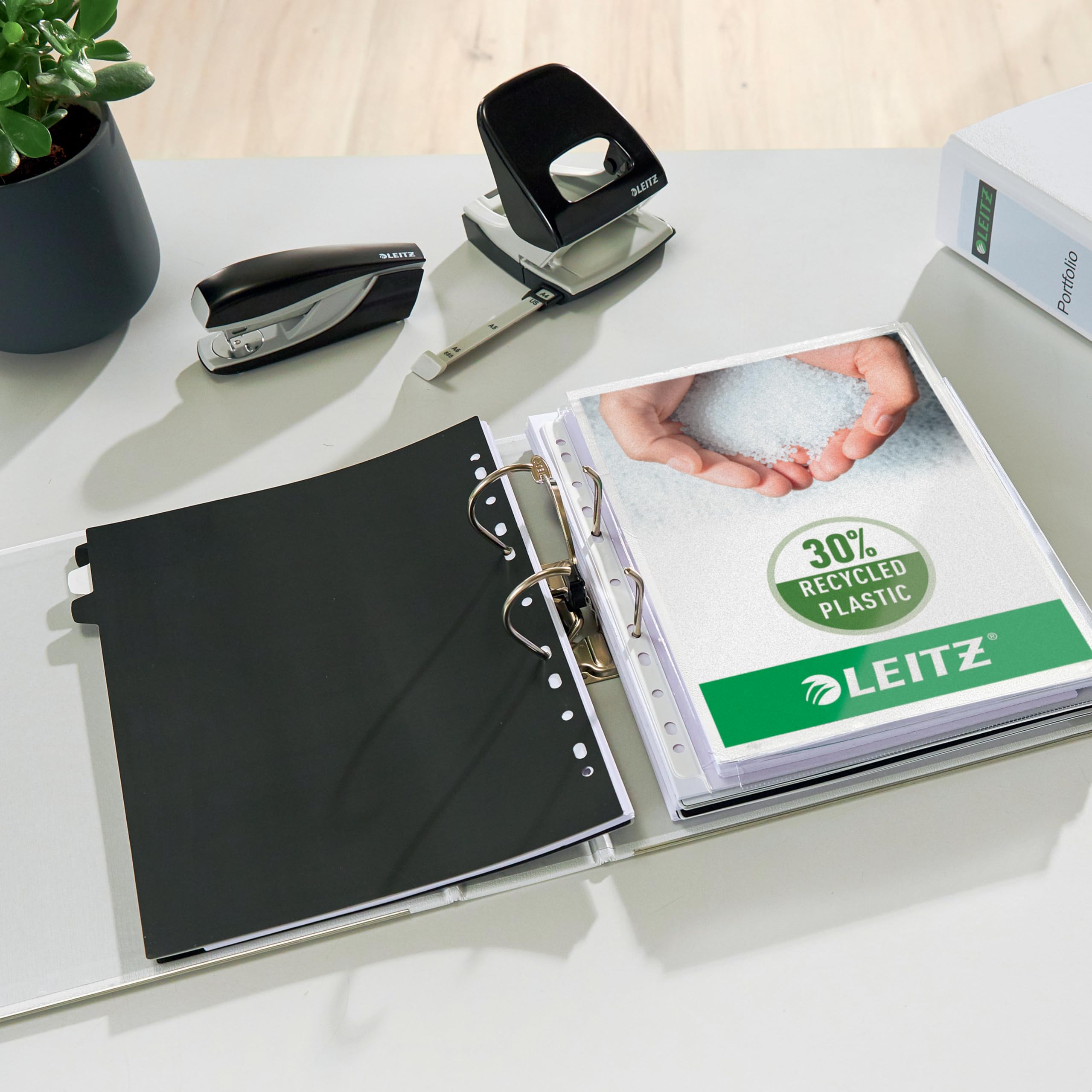 leitz-180-qualit-ts-ordner-a4-80-mm-3er-pack-schwarz image 6