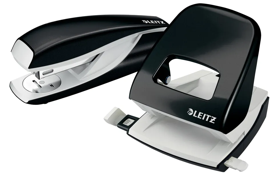 leitz-wow-nexxt-locher-heftger-t-set-30-blatt-schwarz-50951095 image 1