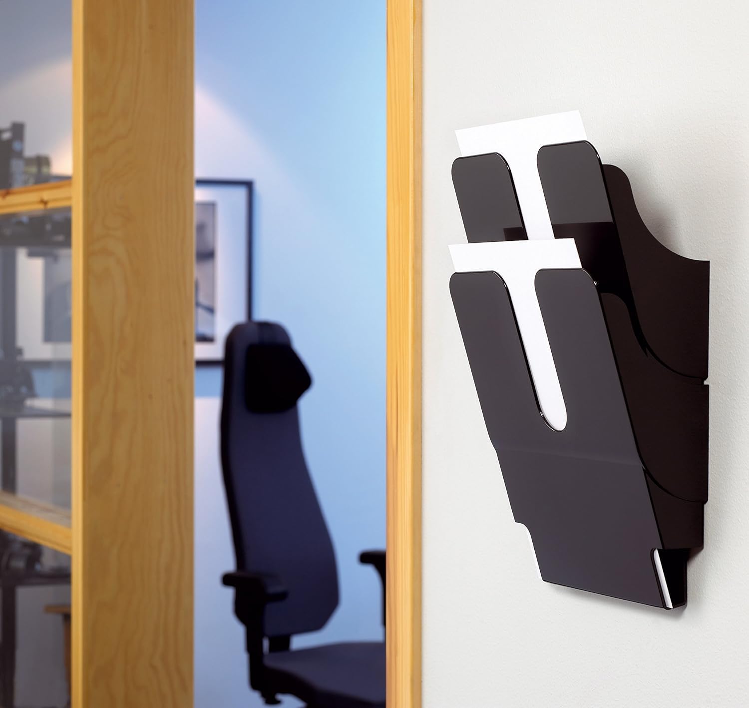 durable-flexiplus-prospektspenderset-a4-wandhalter-2-f-cher-schwarz image 3